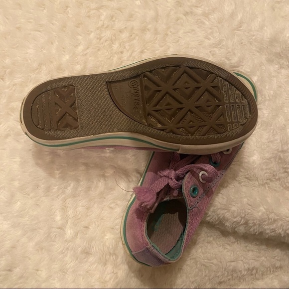 PURPLE and teal converse - Picture 4 of 5